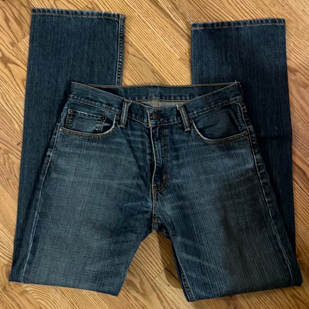 Levi’s 559 Relaxed Straight size W32 x L36 jeans.